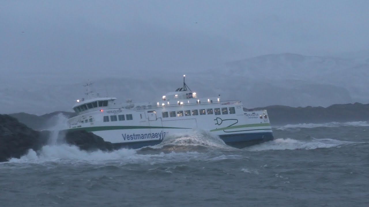 Herjólfur Ferry Departs Þorlákshöfn in Winter Weather | February 7, 2025