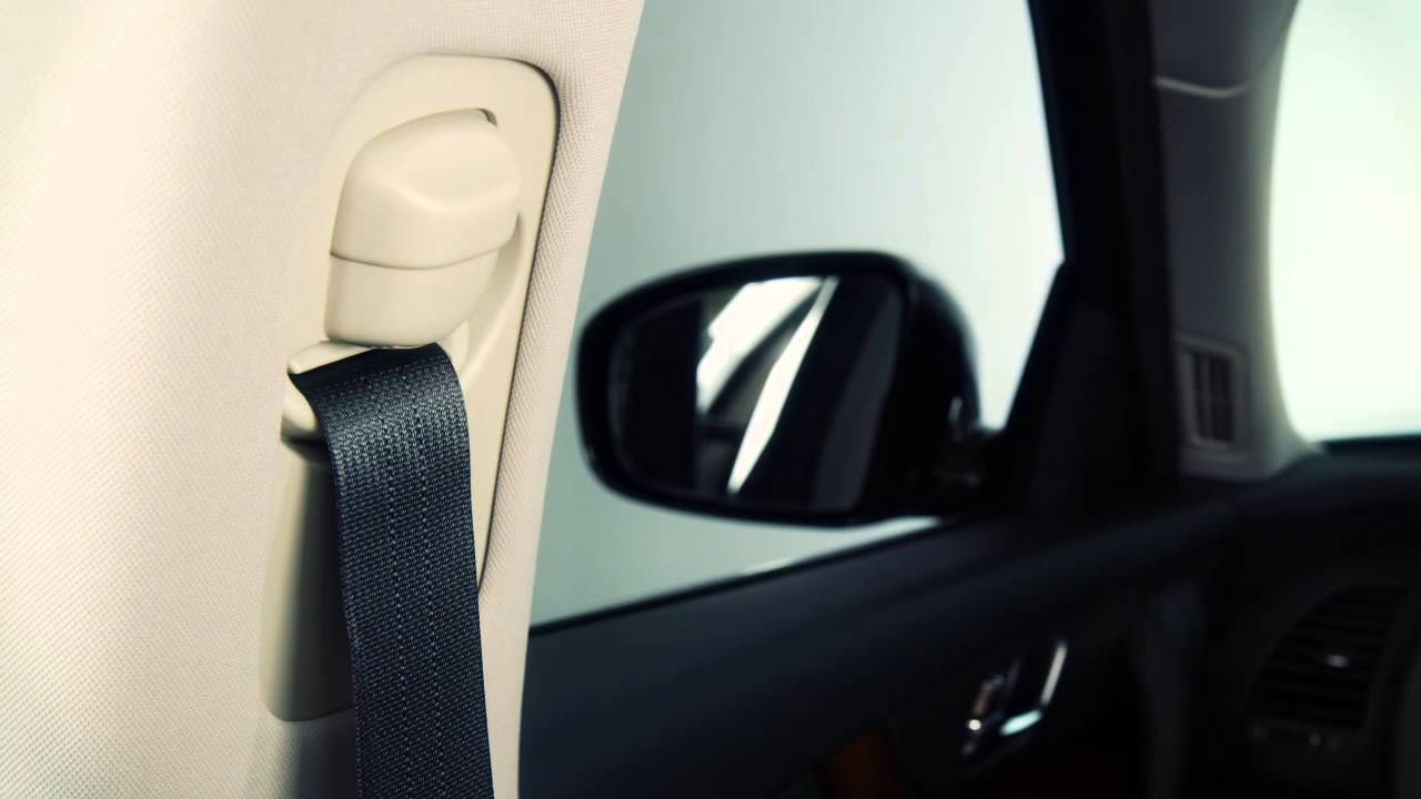 Adjusting the front seat shoulder belt anchor height Adjusting the front seat shoulder belt anchor height