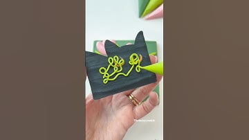 Cute Cat Cookie 😍 Recipes and cutters link in bio #cookiedecorating #satisfying #asmr #cat