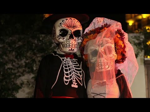 Video: Definition af Calavera og Calaverita