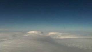 Lens cloud and mountain waves