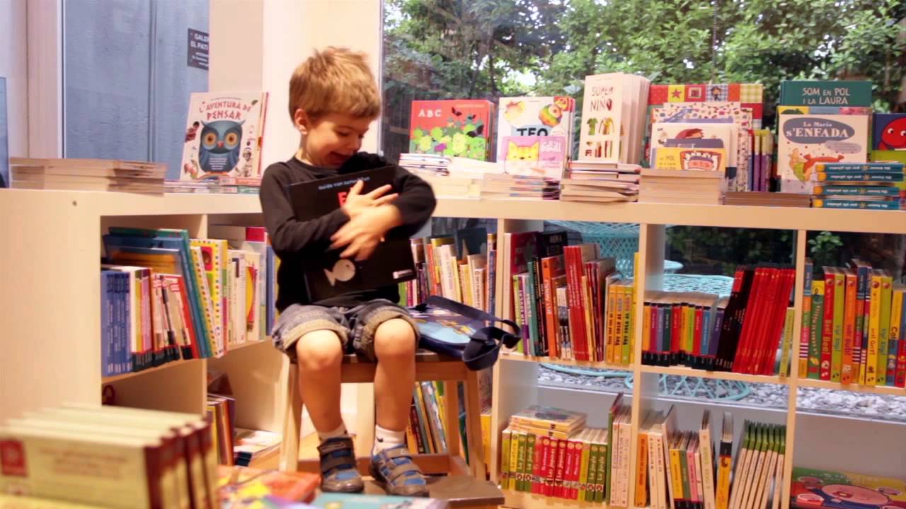 barcelona catalonia plaza hotel Espot de la Fundació Barcelona Comerç