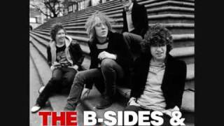 Video thumbnail of "The Kooks Bus Song"