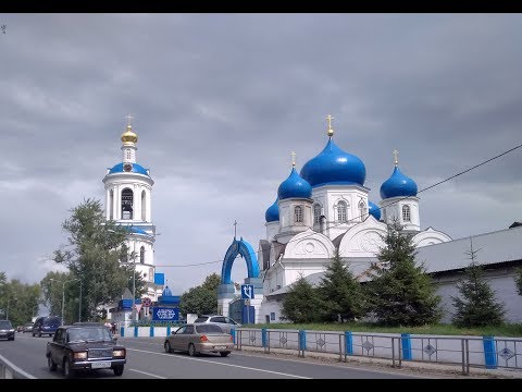 Video: Америкалык сүрөтчүнүн сыныктарынан жаңы оригиналдуу инсталляциялар