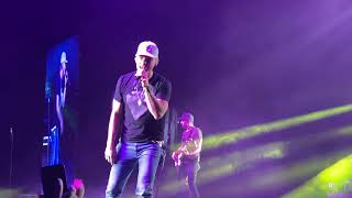 Granger Smith “Silverado bench seat” in Shipshewana, Indiana April 21, 2023