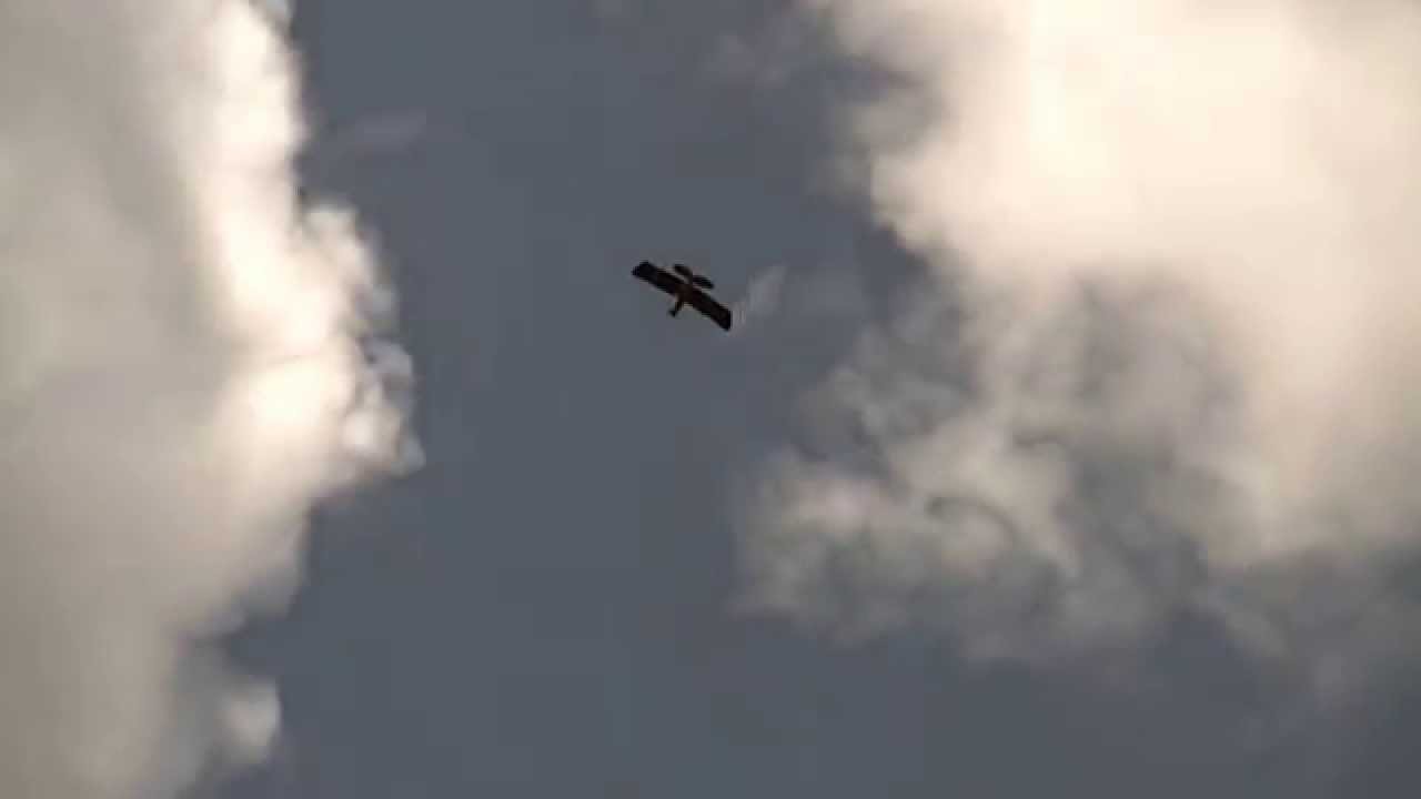 James flying his Slowpoke sport 40 by Great planes. Hawaii county RC