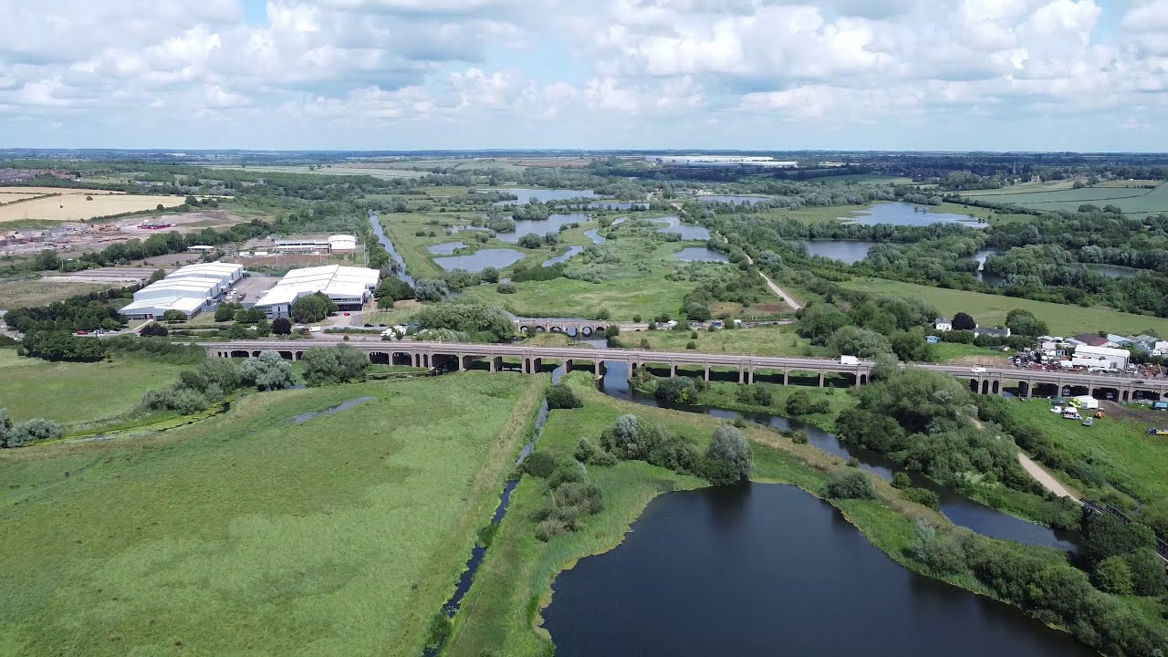 Irthlingborough + Lakes And Meadows - Northamptonshire (Walk + Drone)
