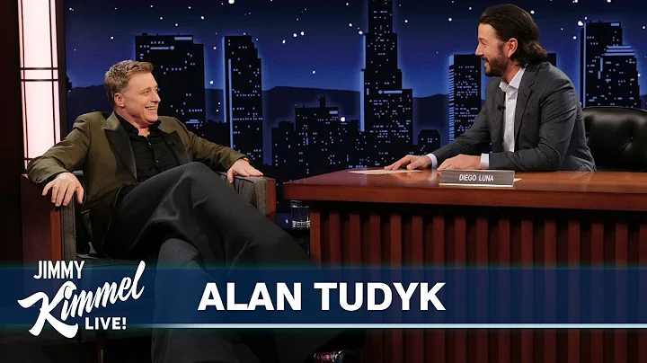 Alan Tudyk on Wearing Stilts for Andor, Being Robot Royalty & Meeting C3PO