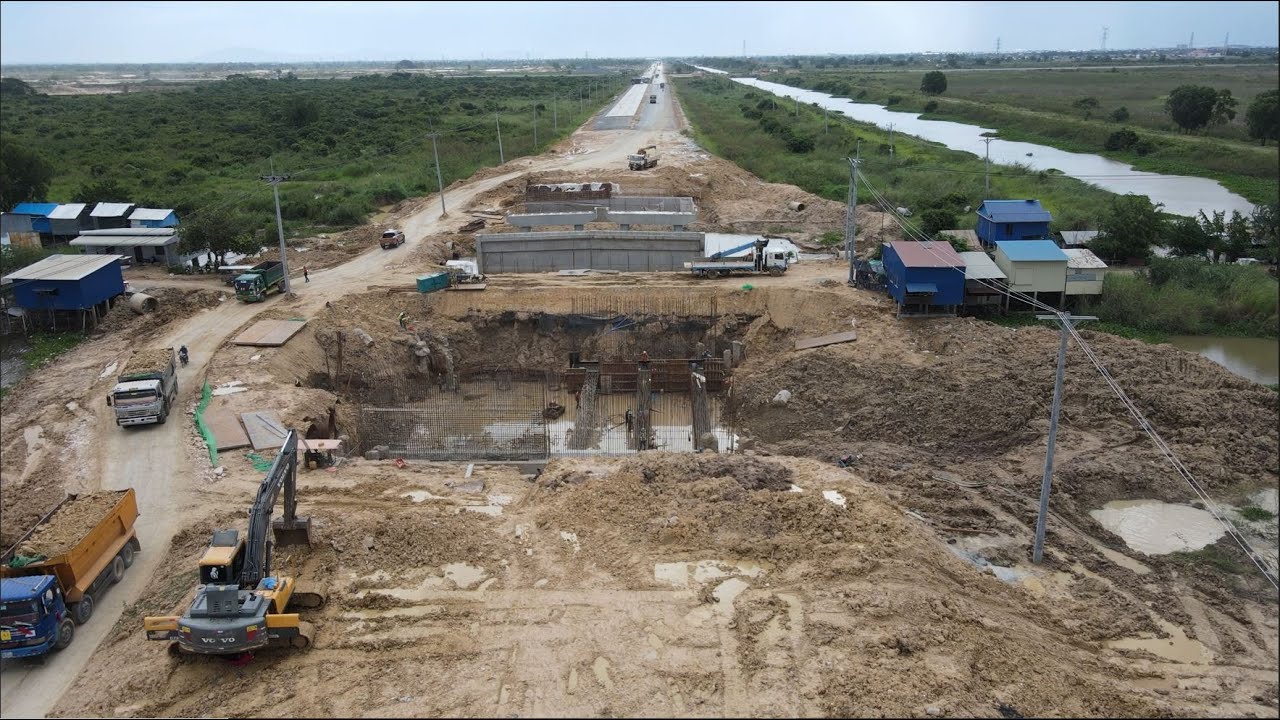 Construction site of the third ring road in Cambodia - YouTube