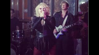 Savannah Pope - Superstar - Live At The Dresden