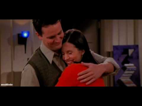 Monica;Chandler - so contagious