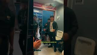 FIFA President Enters the Iran National Team's Locker Room