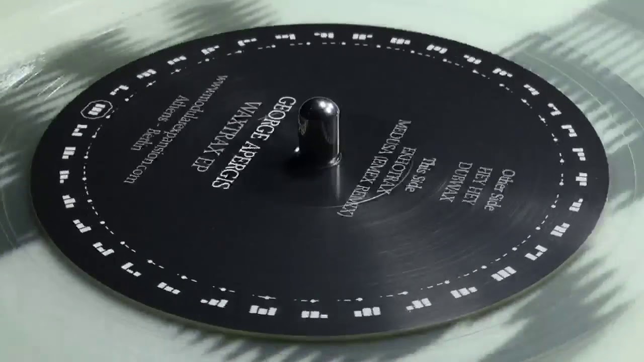 George Apergis - Ekhotrax (Original Mix) - Modular Expansion