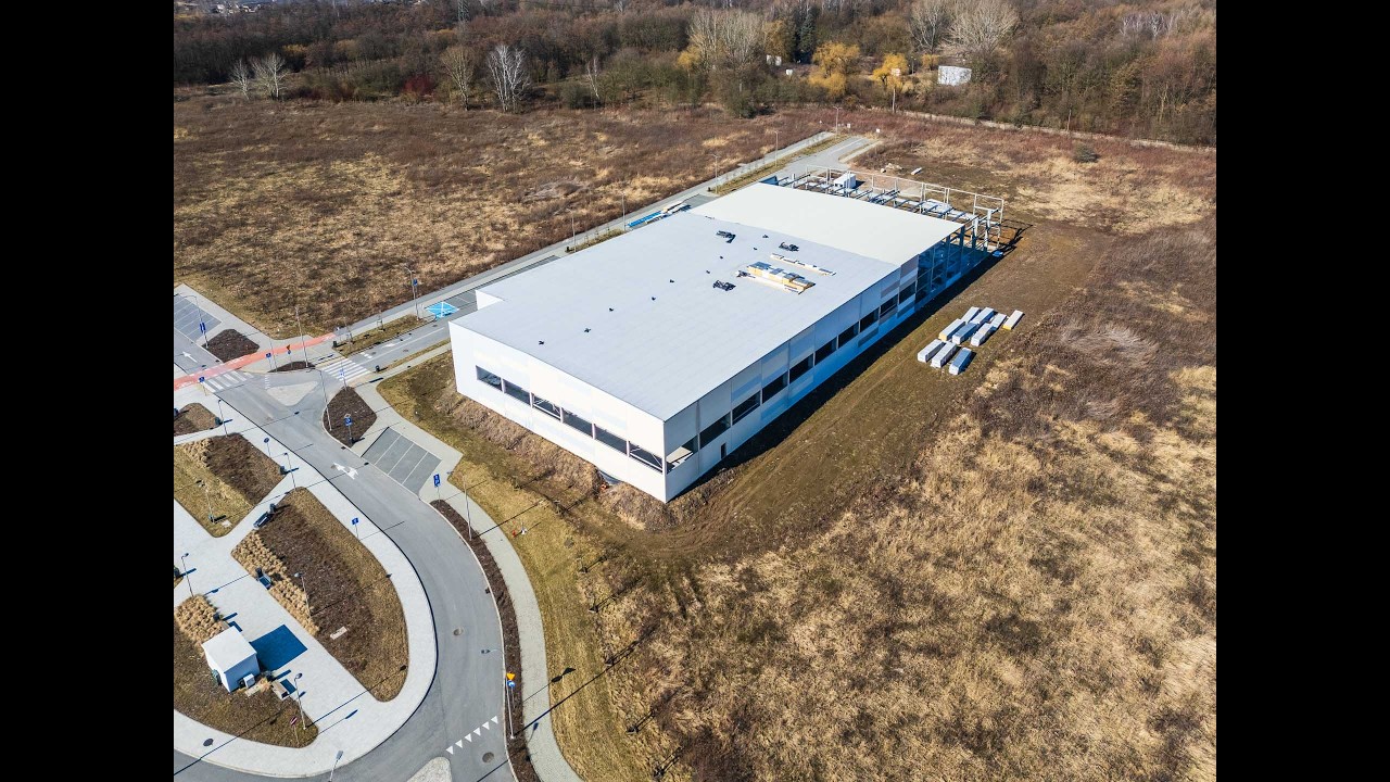 Large hall with overhead rail cranes and a maneuvering area for services or high-tech industry - automotive, electronics, robotics, pharmacy, defense industry | Badeniego | Igołomska | Nowa Huta - Plot - Sale - Kraków, Nowa Huta
