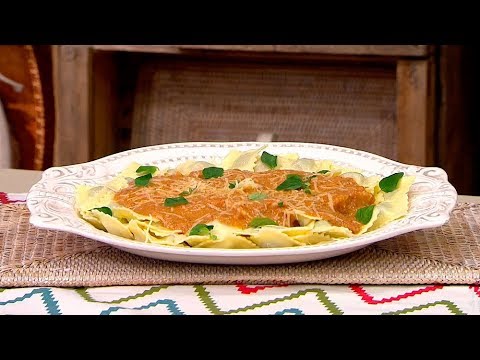 Pasta con salsa pesto rosso y mousse de limón y arándanos (sin azúcar)