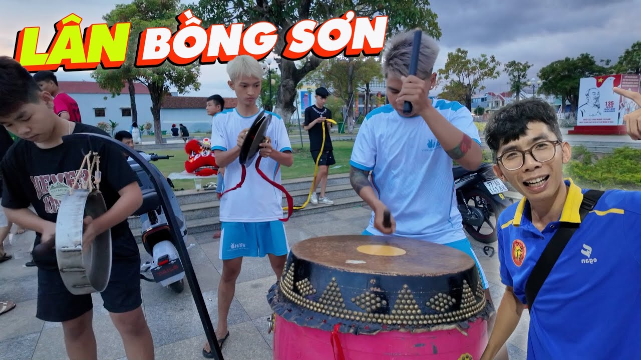 Đi Cùng Bình Minh | Gặp Gỡ Đội Lân Tại Quảng Trường Bồng Sơn