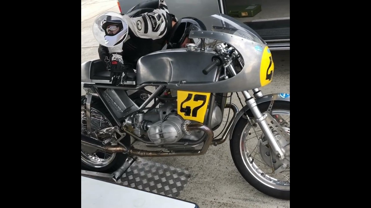 Becks Blechmann BMW R50 classic racer - boxer engine sound! 