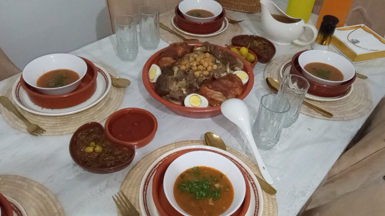 طاولة 😍 النصفية من شهر رمضان المبارك 🌙 اليوم الرابع عشر 👌