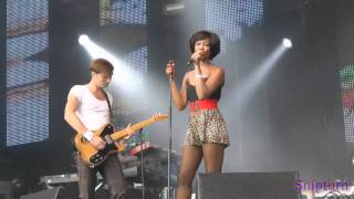 Video thumbnail of "Beverley Knight and The Feeling at Vintage Goodwood 2010"