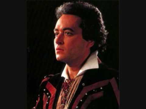 Jose Carreras- Vaga luna, che inargenti (live 1979)