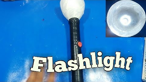 How to make a Flashlight using plastic Bottles