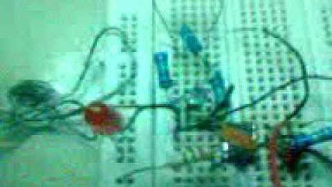 Simple touch sensor circuit