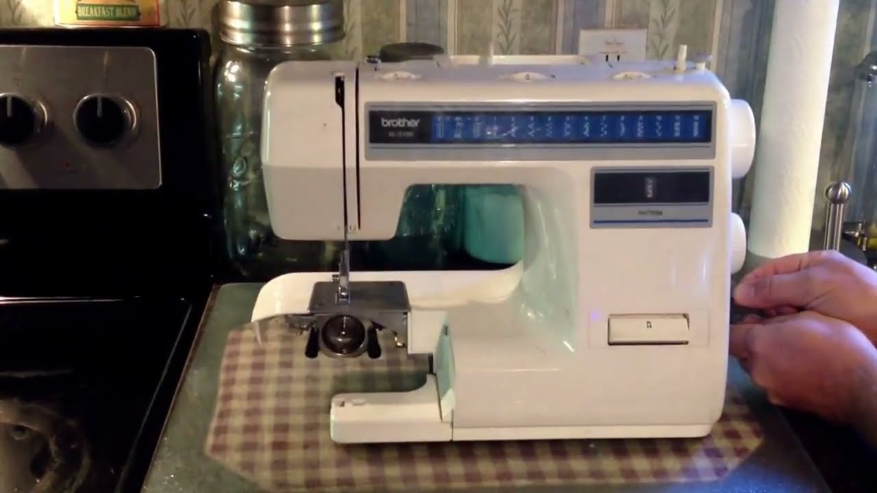 Brother XL3100 - YouTube