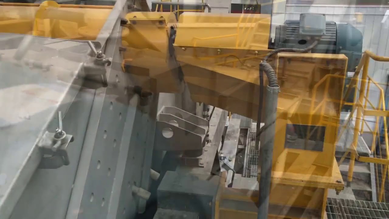 Waste spent lead acid battery recycling plant 5t to 30 Mt per hour