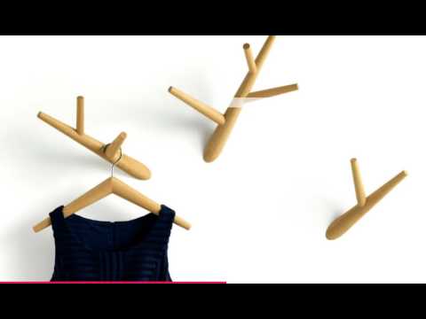 Videó: Ivy Coat Hangers Climb the Walls