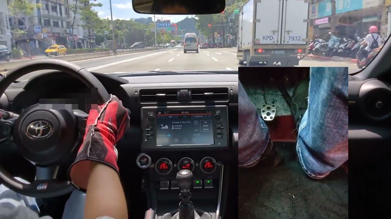 第一人稱 GR86 手排車市區駕駛 (含腳部動作)