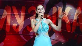 Аверина Александра - "Два крыла" (песня Анжелики Варум) Аверина Александра - "Два крыла" (песня Анжелики Варум)