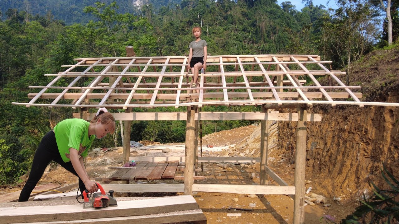 14 Days Building Wooden House, BUILD LOG CABIN - Leveling, Living Off ...