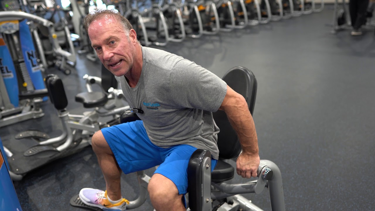 Hoist Roc It Outer Thigh Machine (How To Use It) - YouTube