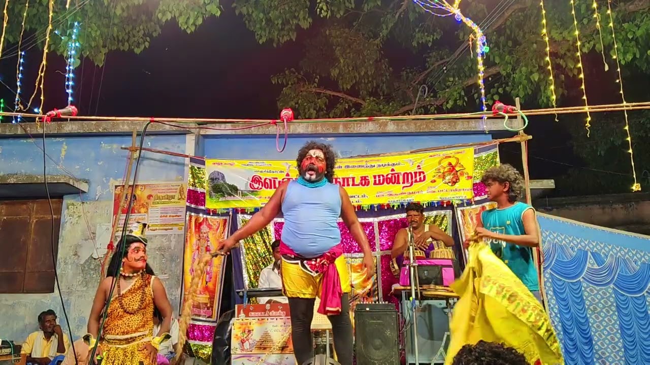 பாவாடை கட்டிக்கொண்டு வந்த நவீன் | 