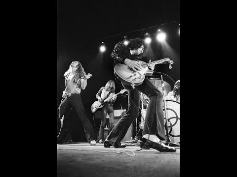 led-zeppelin-live-manchester-1972