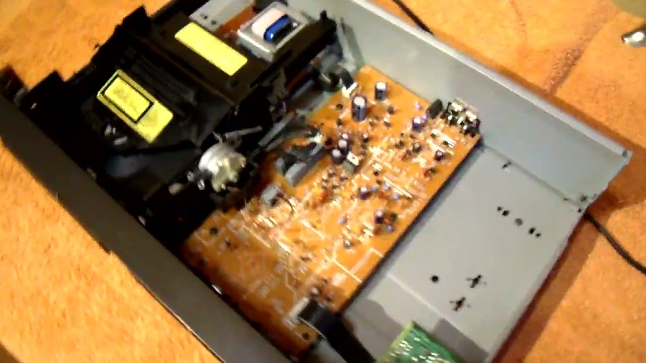 TECHNICS SL-PG520A (CDM 4/19). Обзор и профилактика CD проигрывателя.