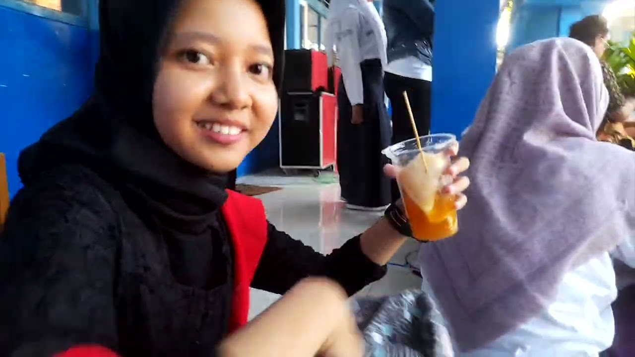 Novelian Ikut Memeriahkan Ultah SMPN 1 Pusakajaya