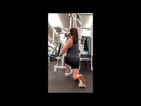 Half kneel 1-arm pulldown w/ rotational reach