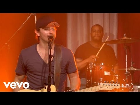 Kip Moore - Somethin' 'Bout A Truck (Live in Nashville)