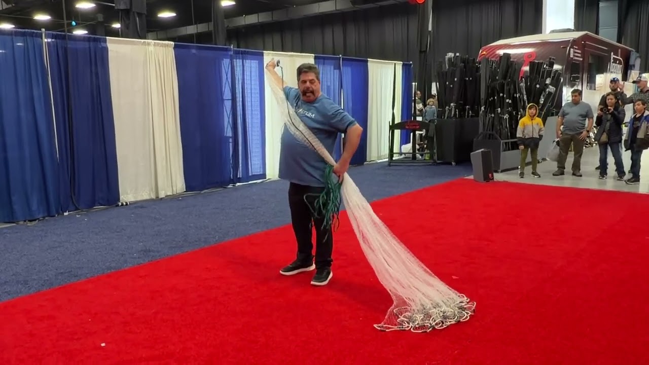 commercial wade fishing with a 12ft cast net Loon North Fork Misty Caramel Net features a handy stretch lanyard This Is How To Throw