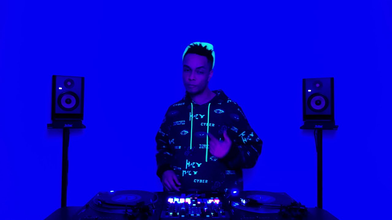 "WHOOPTY" x NelsonScratch