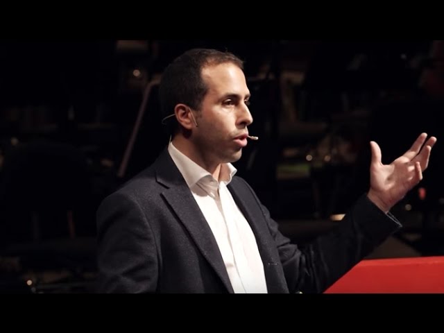 ChangeMaker: Tutti possono essere attori del cambiamento | Alessandro Valera | TEDxBologna