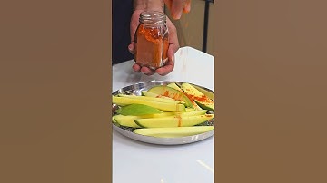 Raw Mango With Chilli and Salt 🥭  #asmr #food #shorts #mango