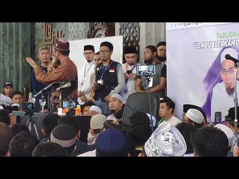 tabligh-akbar-al-markaz-makassar-bersama-ustadz.-adi-hidayat-lc.,ma