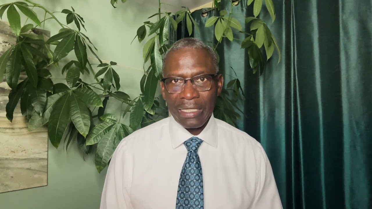 Larry Smith Bio