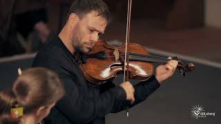 46D W  A  Mozart «Divertimento» in E flat major, KV 563 Veronika Eberle Amihai Grosz Sol Gabetta