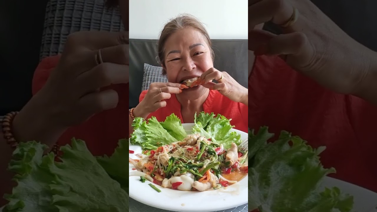 ยำรวมจร้าแซบหลายๆ😋😋