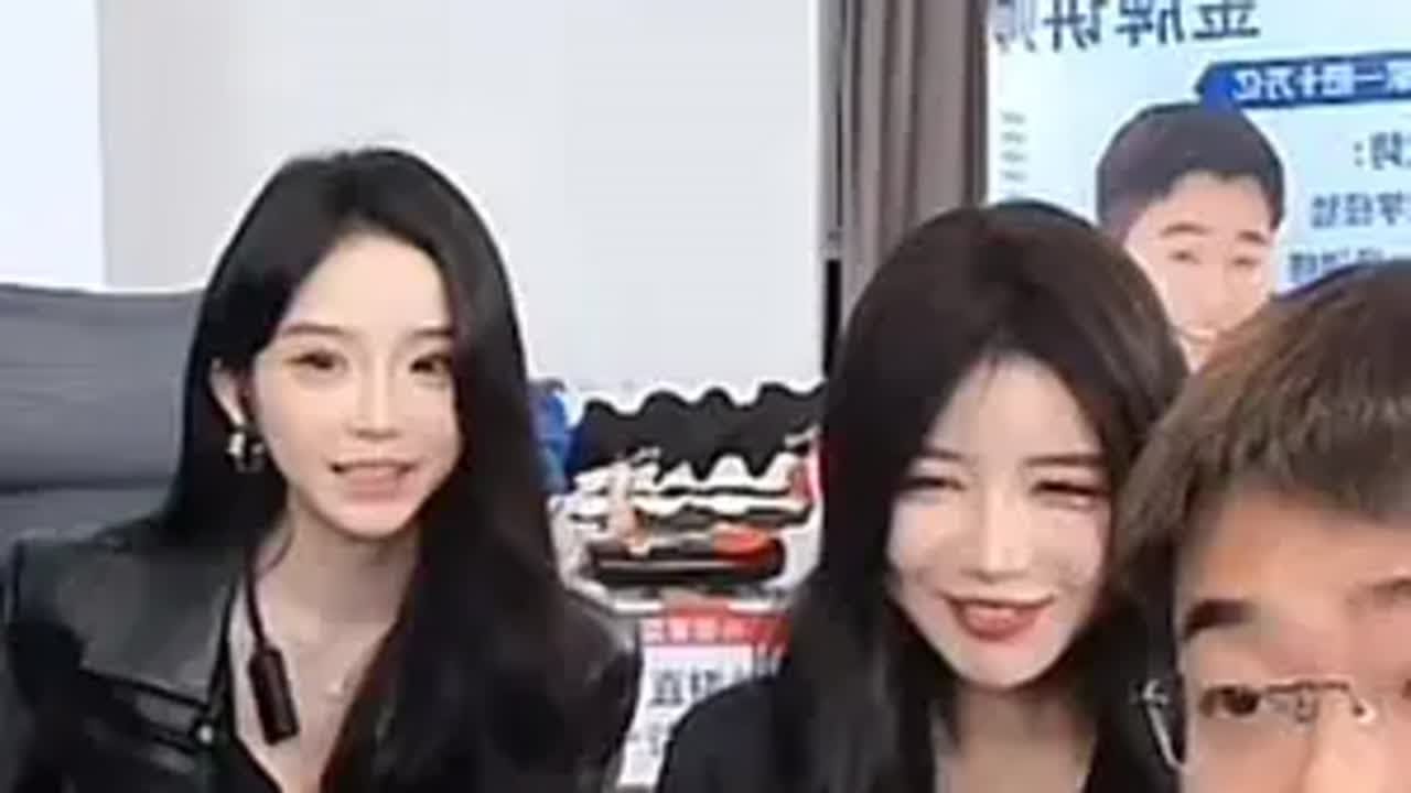 百灵鸟🐦之间的对决⚔️姜小团团 张智超 巴旦木公主 深情航仔 张智超姜小团团 - YouTube