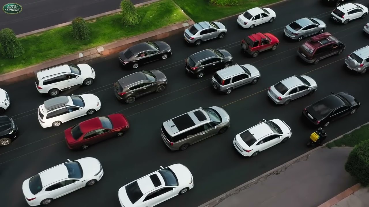 THANH CHUNG - A closer look at modern cars.