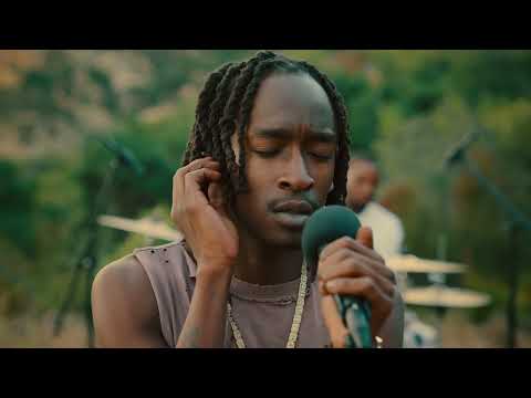 KayCyy - Hold You Up (Feat. Annahstasia) [Sunset Live Session]